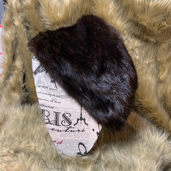 Brown Mink Fur Hat - Picture 5 of 7